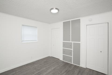 208 E Sanson Ave, Spokane, WA 99207 photo 10