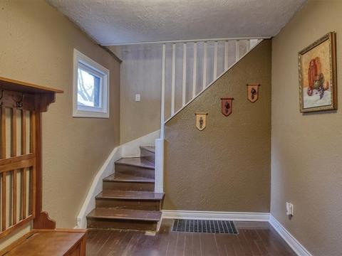 819 E 11th Ave, Spokane, WA 99202 photo 2