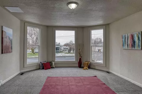 803 Euclid Ave, Spokane, WA 99207 photo 3