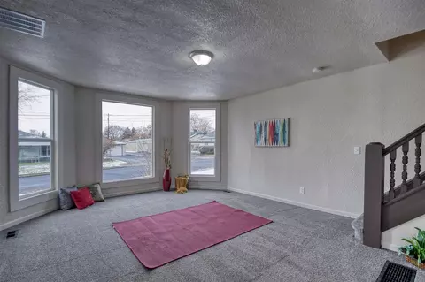 803 Euclid Ave, Spokane, WA 99207 photo 2