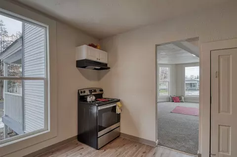 803 Euclid Ave, Spokane, WA 99207 photo 10