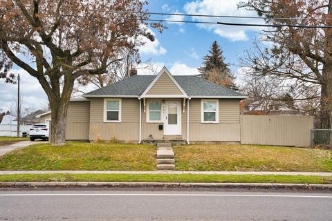 721 E 37th Ave, Spokane, WA 99203 photo 1