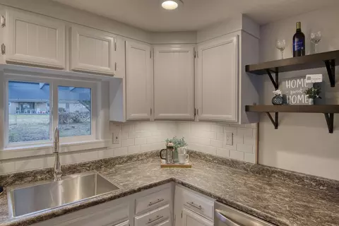 6520 E 6th Ave, Spokane Valley, WA 99212 photo 18