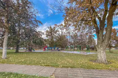 2807 E Sharp Ave, Spokane, WA 99202 photo 24