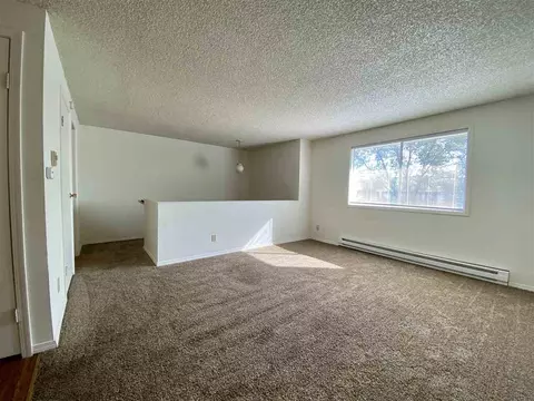 2807 E Sharp Ave, Spokane, WA 99202 photo 5