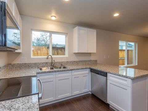 2112 E Dalke Ave, Spokane, WA 99208 photo 13
