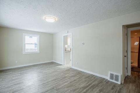 2414 E Hoffman Ave, Spokane, WA 99207 photo 6