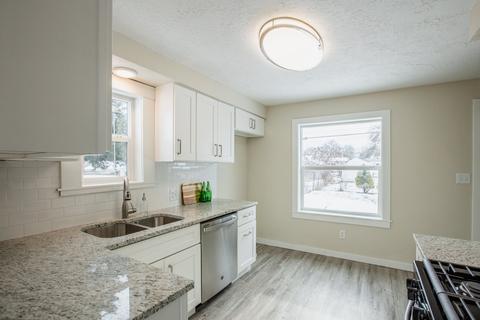 2414 E Hoffman Ave, Spokane, WA 99207 photo 7