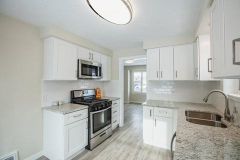 2414 E Hoffman Ave, Spokane, WA 99207 photo 10