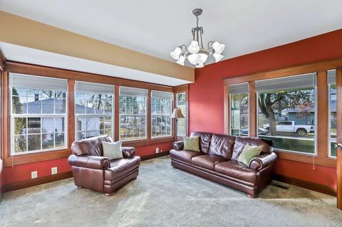 601 E Crown Ave, Spokane, WA 99207 photo 12