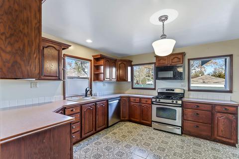 601 E Crown Ave, Spokane, WA 99207 photo 15