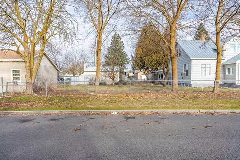 1015 E Central Ave, Spokane, WA 99208 photo 1
