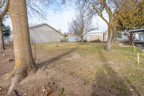 1015 E Central Ave, Spokane, WA 99208 photo 3
