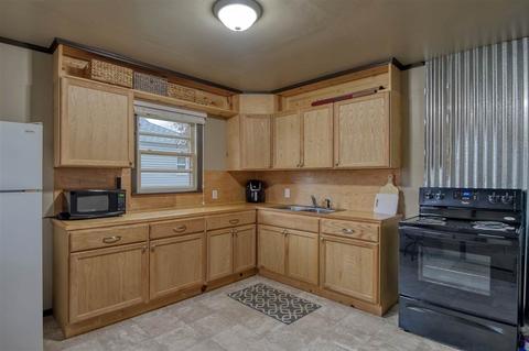 307 Everett Ave, Spokane, WA 99207 photo 2