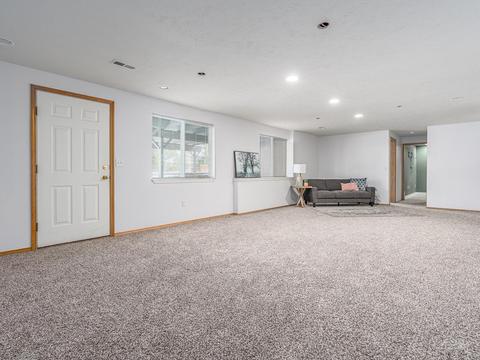 921 E Huron Dr, Spokane, WA 99208 photo 14