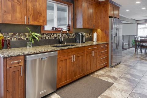 11813 E 16th Ave, Spokane Valley, WA 99206 photo 5