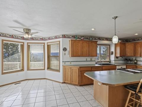 9907 N Comanche Dr, Spokane, WA 99208 photo 4