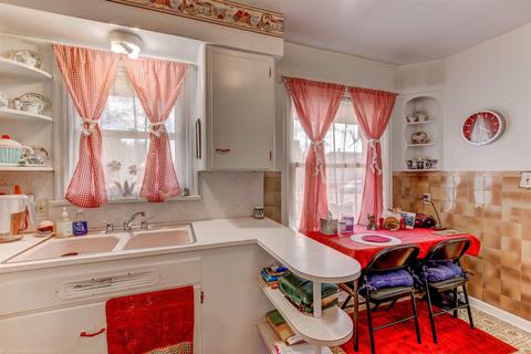 1305 Everett Ave, Spokane, WA 99207 photo 10