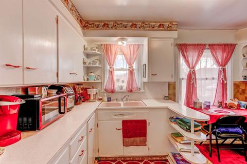 1305 Everett Ave, Spokane, WA 99207 photo 14
