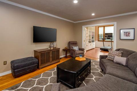 1034 E Overbluff Rd, Spokane, WA 99203 photo 8