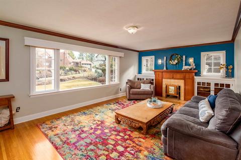 1034 E Overbluff Rd, Spokane, WA 99203 photo 4