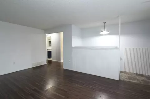 1406 E Olympic Ave, Spokane, WA 99207 photo 4
