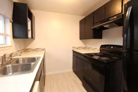 1406 E Olympic Ave, Spokane, WA 99207 photo 8