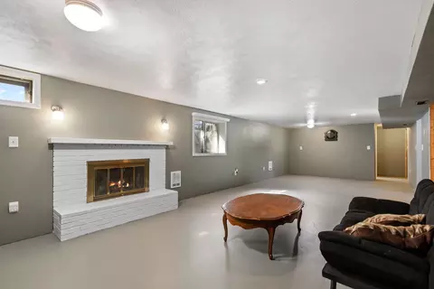 1127 E Olympic Ave, Spokane, WA 99207 photo 17