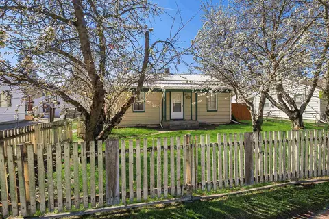 7204 E 7th Ave, Spokane Valley, WA 99212 photo 2
