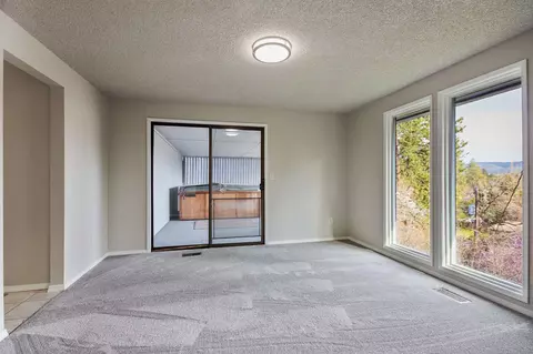 11606 E 20th Ave, Spokane Valley, WA 99206 photo 6