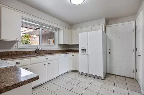 11606 E 20th Ave, Spokane Valley, WA 99206 photo 8