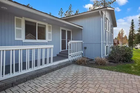 11606 E 20th Ave, Spokane Valley, WA 99206 photo 2