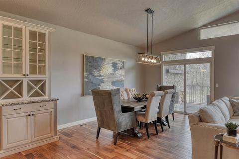 1009 E Brooklawn Dr, Spokane, WA 99208 photo 13