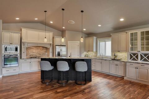 1009 E Brooklawn Dr, Spokane, WA 99208 photo 7
