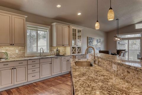 1009 E Brooklawn Dr, Spokane, WA 99208 photo 10