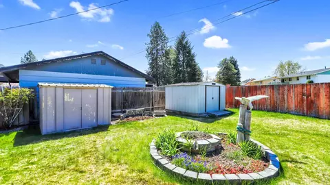 318 E Cozza Dr, Spokane, WA 99208 photo 34