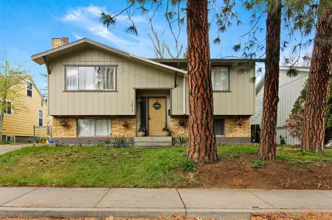 3617 E 34th Ave, Spokane, WA 99223 photo 2