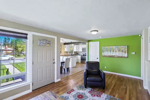 1204 E 40th Ave, Spokane, WA 99203 photo 3