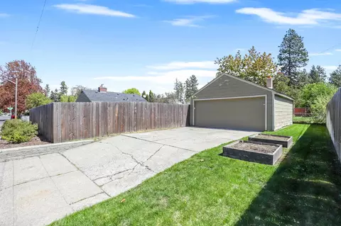 1204 E 40th Ave, Spokane, WA 99203 photo 29