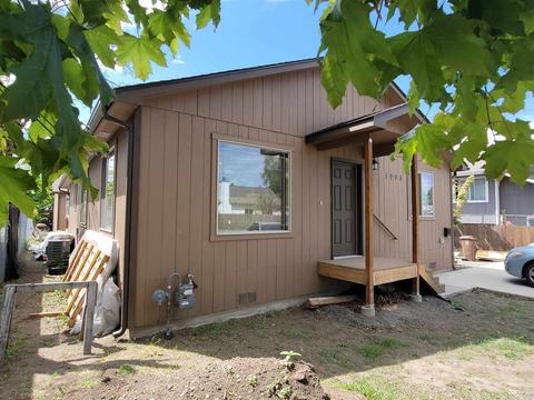 1908 E Wellesley Ave, Spokane, WA 99207 photo 1