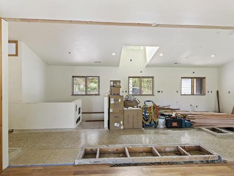 825 E Crest Rd, Spokane, WA 99203 photo 13