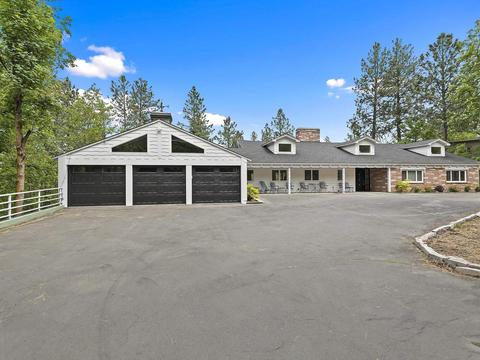 825 E Crest Rd, Spokane, WA 99203 photo 1