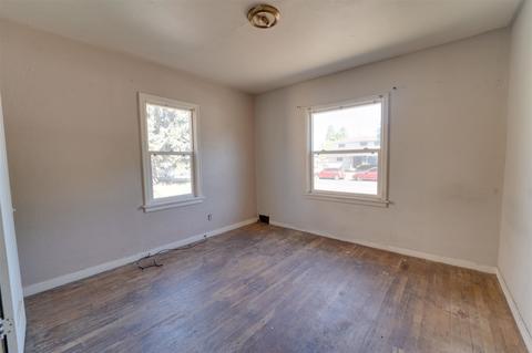 528 E Longfellow Ave, Spokane, WA 99207 photo 8