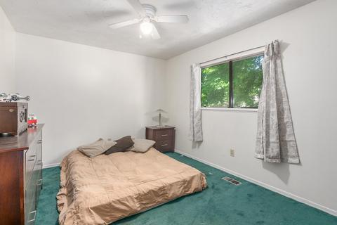703 E Cascade Pl, Spokane, WA 99208 photo 9