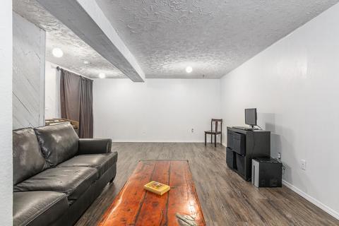 703 E Cascade Pl, Spokane, WA 99208 photo 12