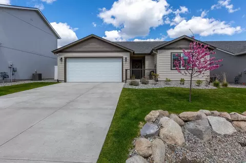613 E Canterbury Ln, Colbert, WA 99005 photo 2