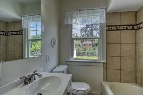 2418 E 7th Ave, Spokane, WA 99202 photo 9