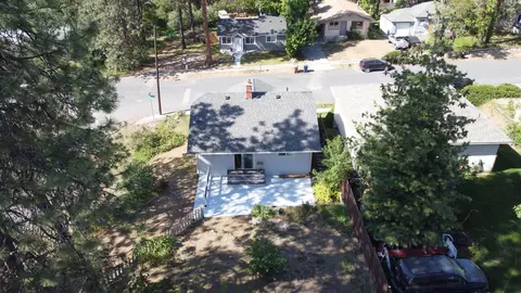 3904 E 8th Ave, Spokane, WA 99202 photo 2