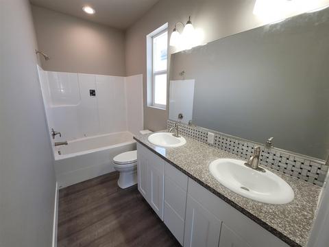 1812 Everett Ave, Spokane, WA 99207 photo 14
