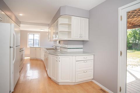 10724 E 6th Ave, Spokane Valley, WA 99206 photo 8